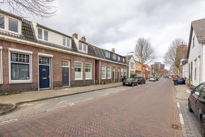 Foto 9 van Brinkstraat 186