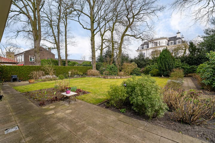 Foto 4 van Staringstraat 31