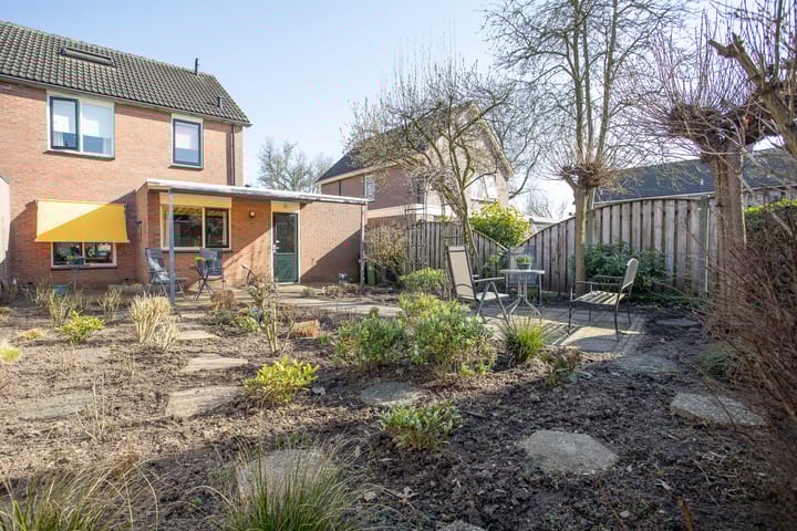 Foto 2 van Hooiland 85