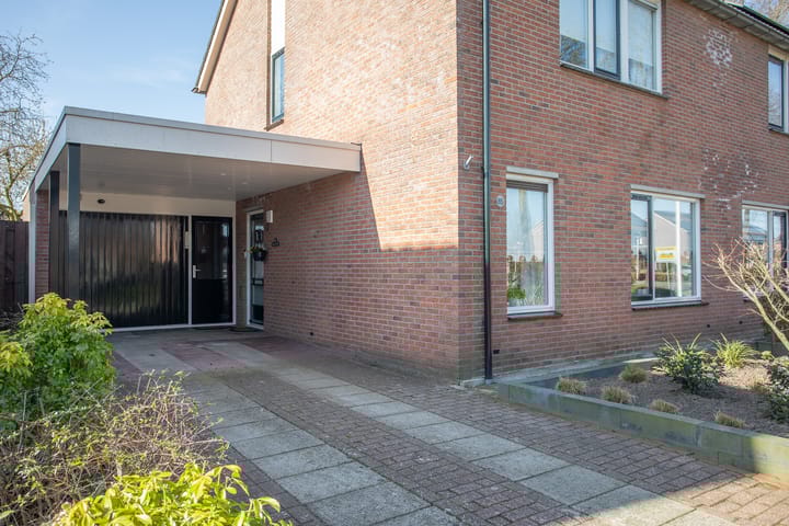 Foto 3 van Hooiland 85