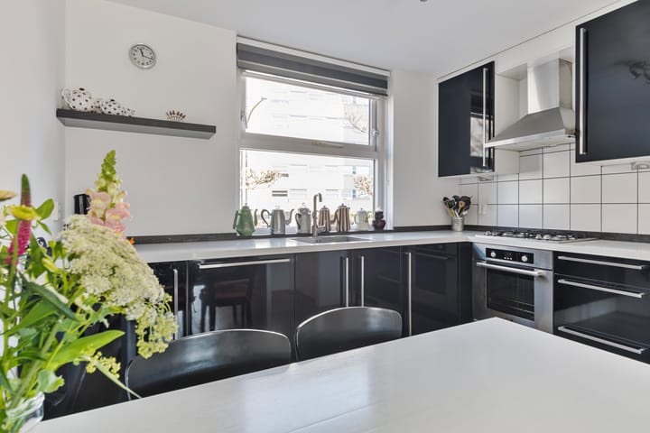 Photo 7 of Bremenstraat 24