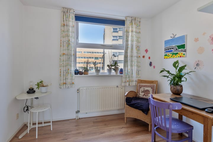 Photo 14 of Bremenstraat 24