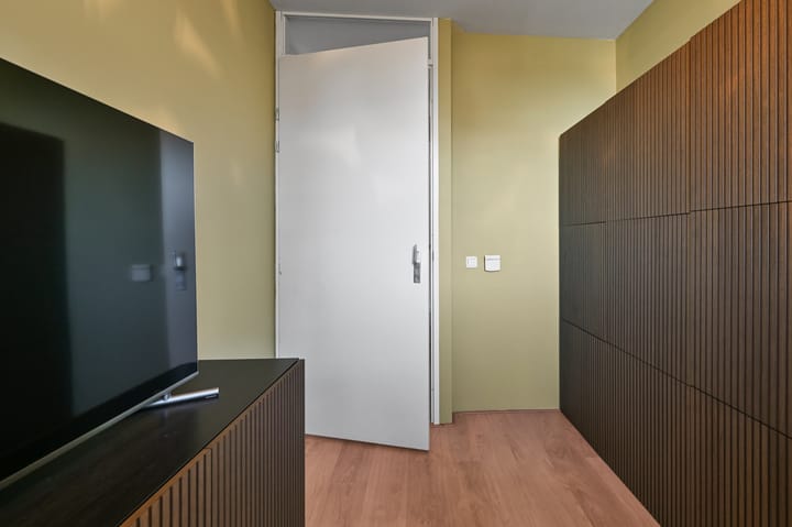 Foto 21 van Witte Ring 77