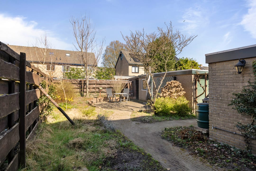 Photo 17 of Burg. P.J. Hemmingalaan 13