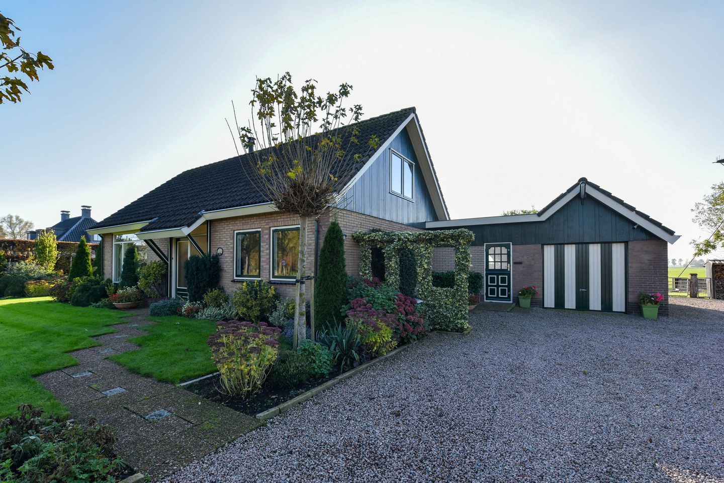 Foto 1 van Oosterlandweg 17