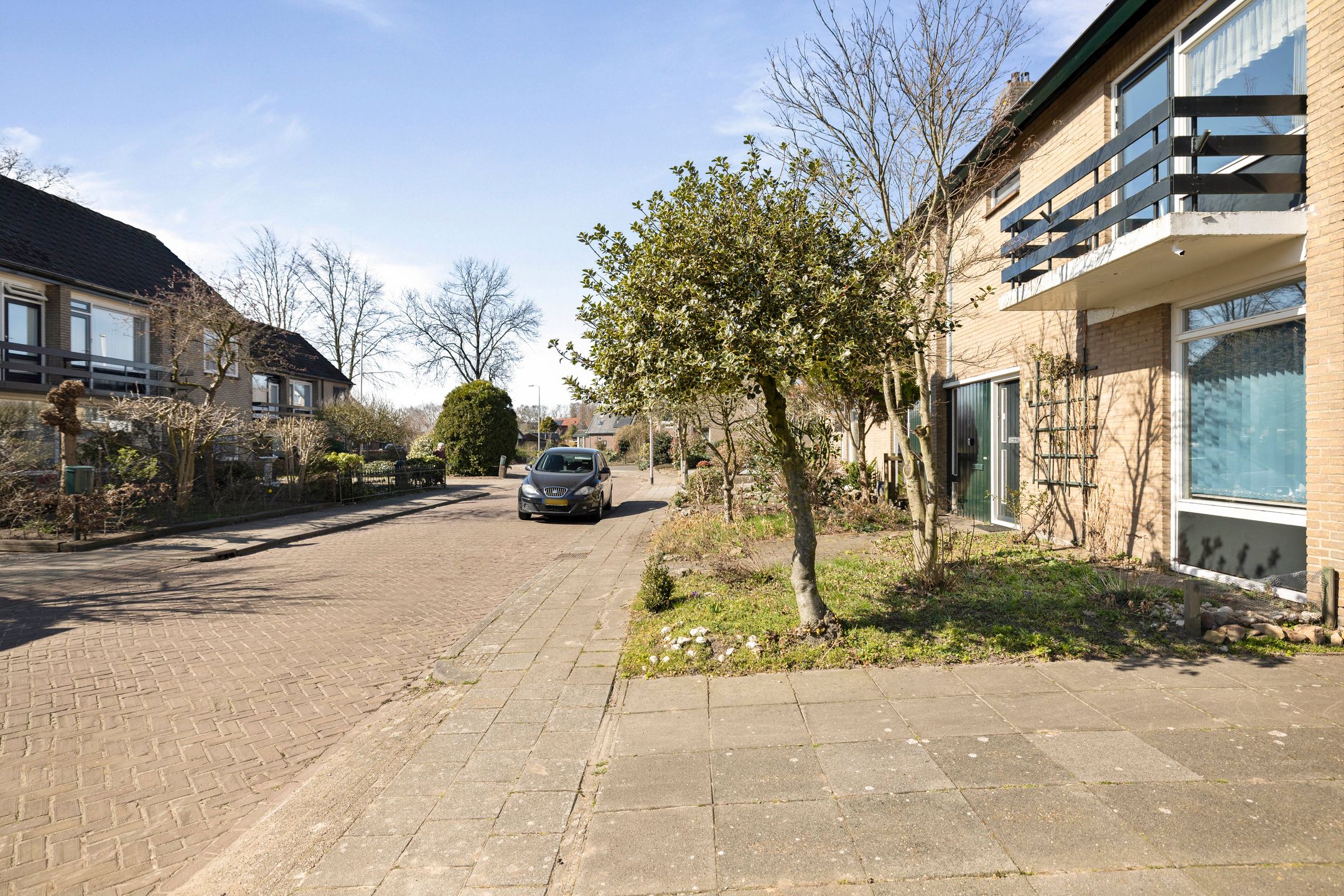 Photo 21 of Burg. P.J. Hemmingalaan 13