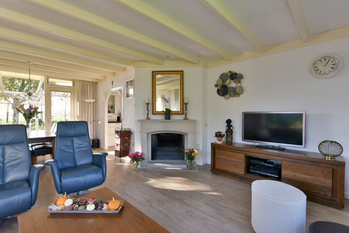 Foto 8 van Oosterlandweg 17