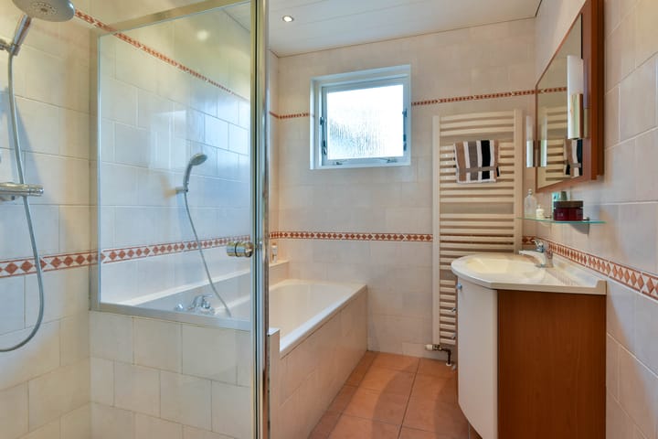 Foto 13 van Oosterlandweg 17