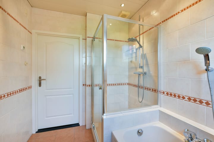 Foto 14 van Oosterlandweg 17