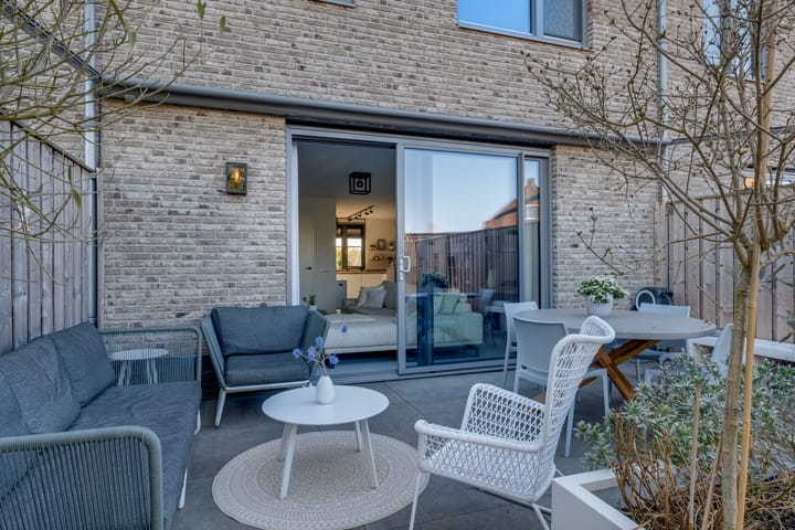 Foto 38 van Janus Baulingstraat 7