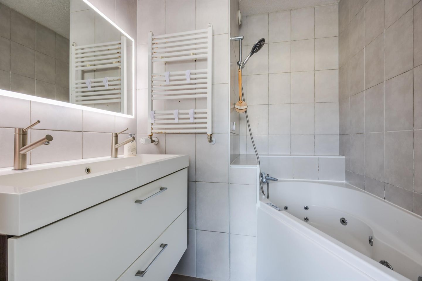 Foto 34 van Moezeldal 24