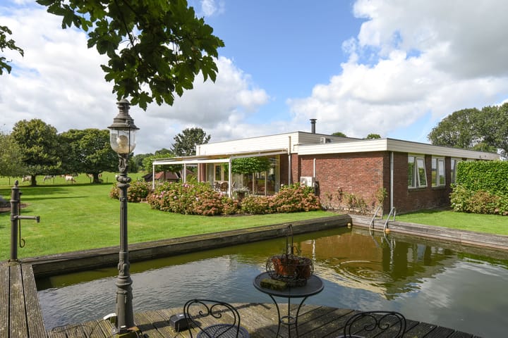 Foto 1 van Oosterlandweg 27