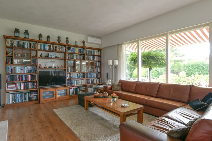 Foto 8 van Oosterlandweg 27