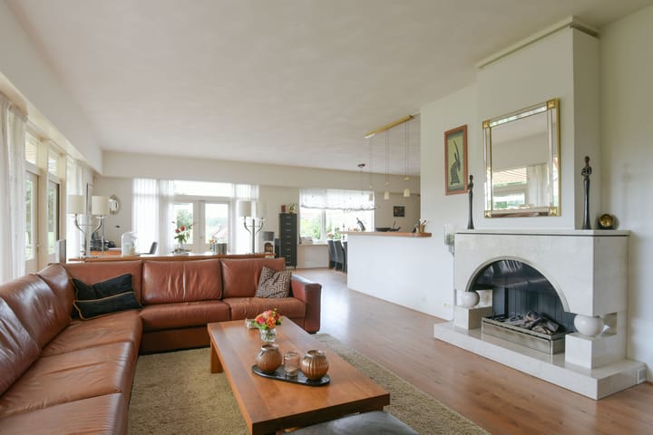 Foto 10 van Oosterlandweg 27