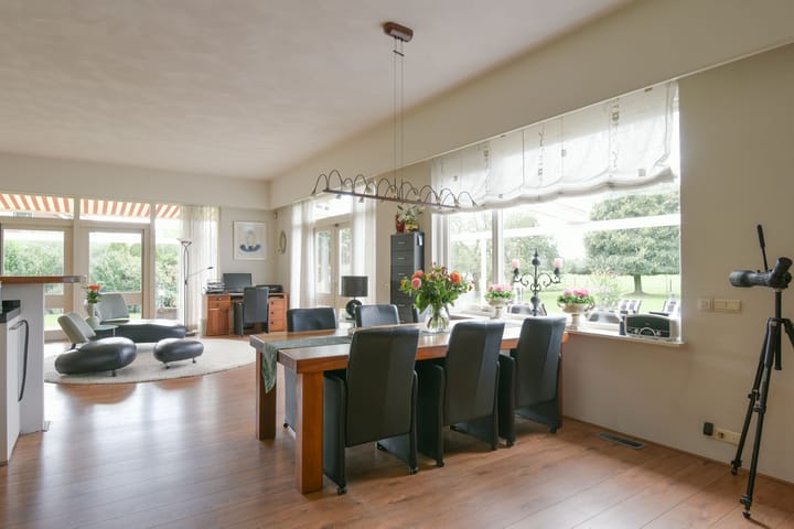 Foto 12 van Oosterlandweg 27