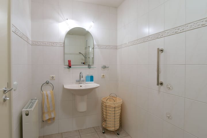 Foto 18 van Oosterlandweg 27