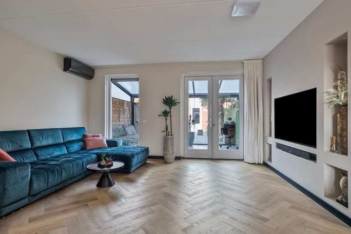 Foto 2 van Franklinhage 6