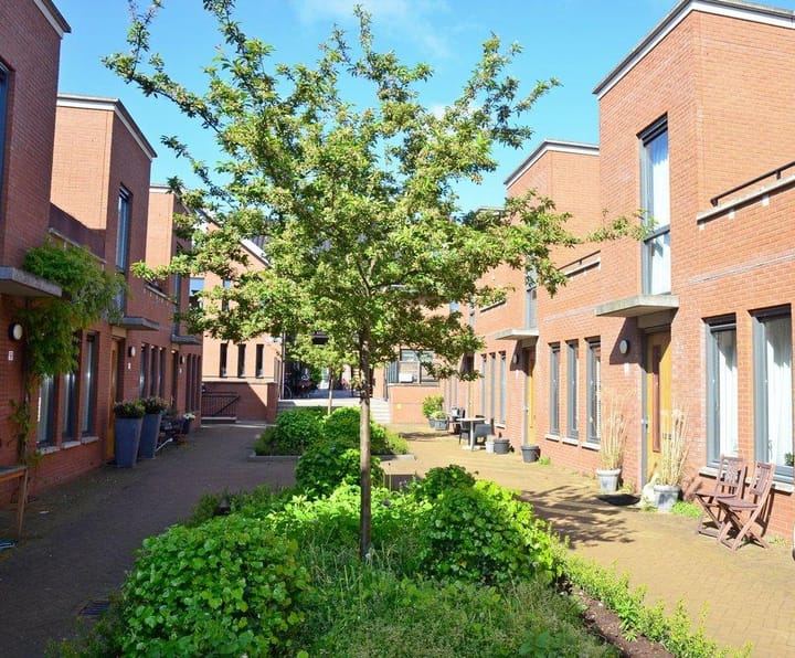 Photo 9 of Burgemeester Banisstraat 10