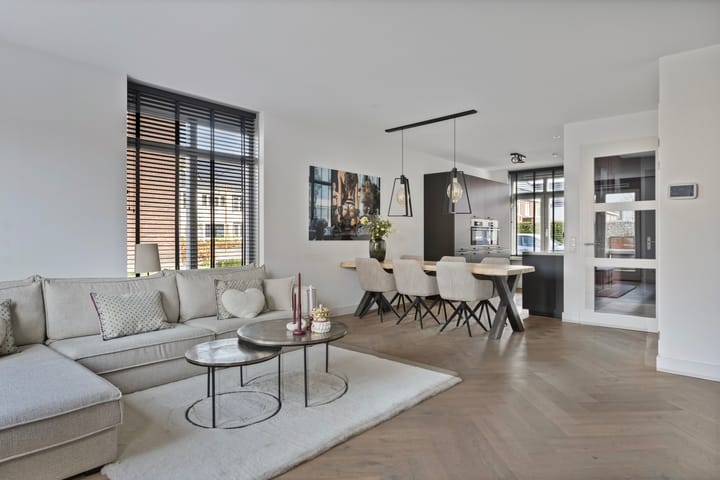 Photo 6 of Schaverij 9