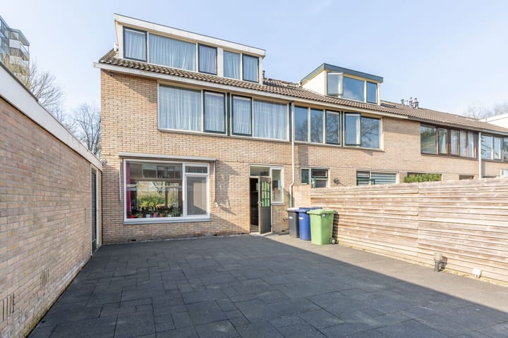 Photo 19 of Johannes Poststraat 11