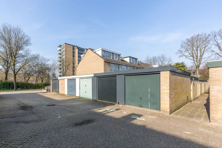 Photo 33 of Johannes Poststraat 11