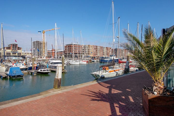 Photo 2 of Dr. Lelykade 281