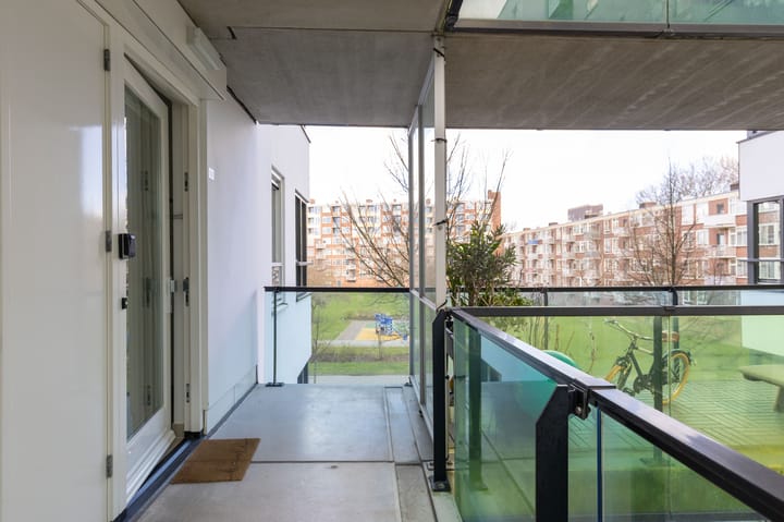 Foto 5 van Derkinderenstraat 140