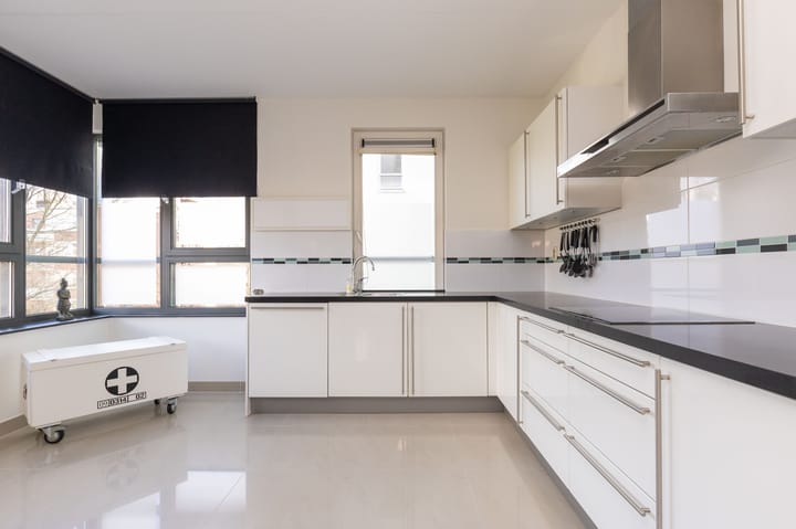 Foto 7 van Derkinderenstraat 140