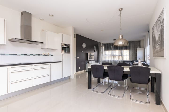 Foto 9 van Derkinderenstraat 140