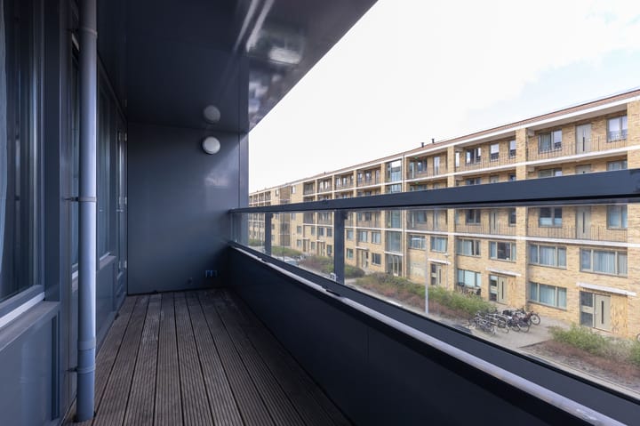 Foto 24 van Derkinderenstraat 140