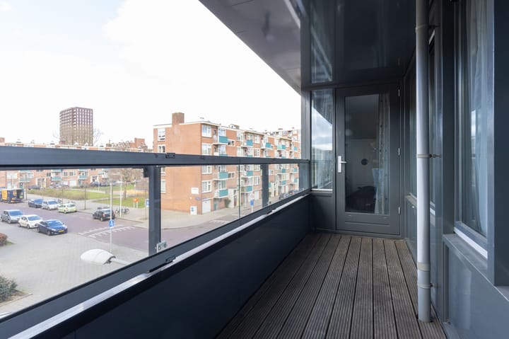 Foto 25 van Derkinderenstraat 140