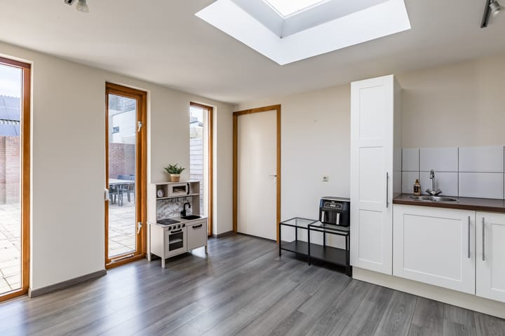 Photo 22 of Arthur van Schendellaan 2