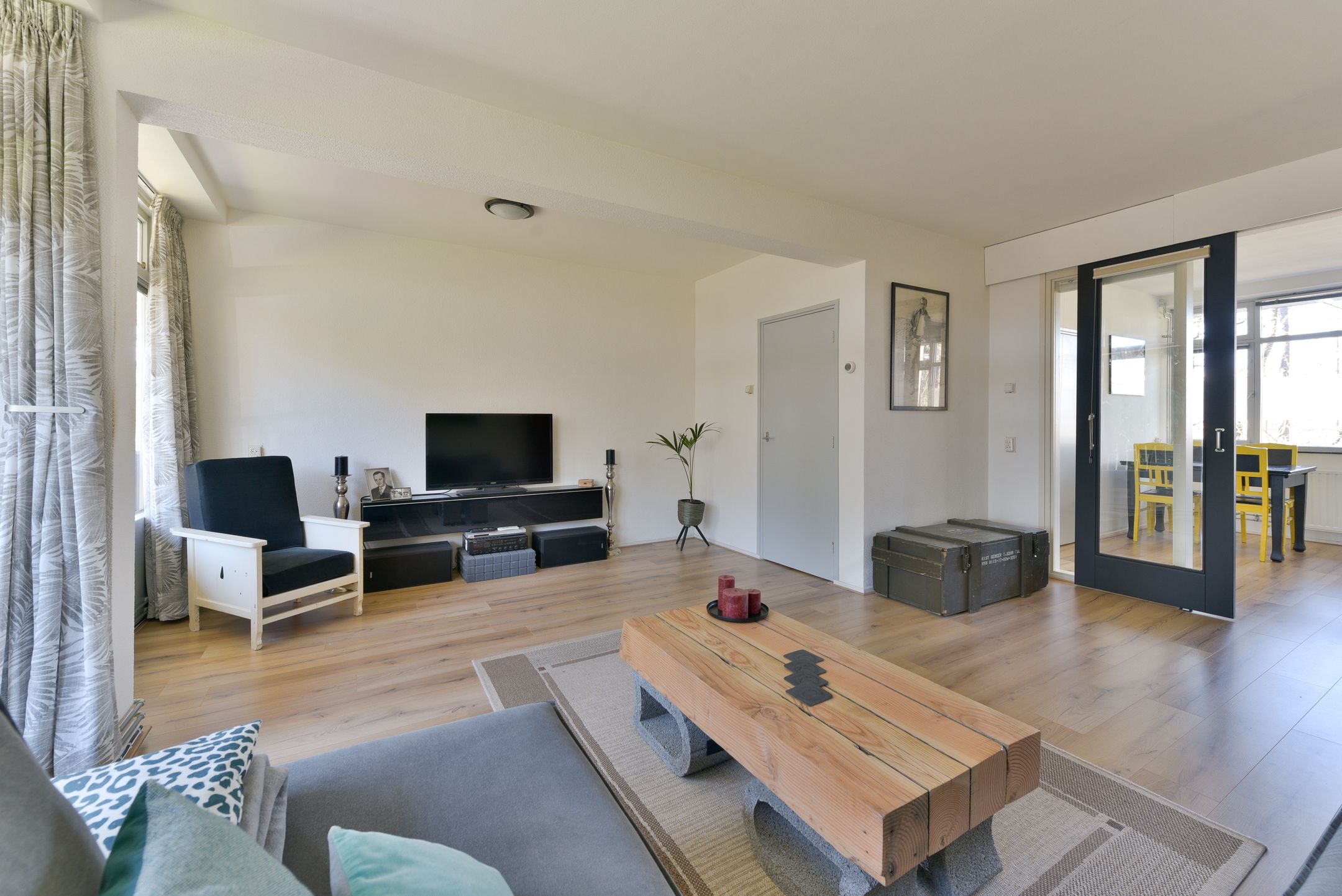 Foto 6 van Graaf Adolflaan 23-1