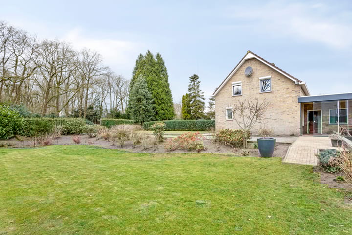 Foto 32 van Molenheiderweg 18