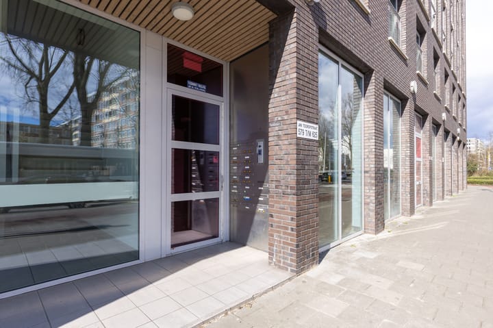 Foto 4 van Jan Tooropstraat 579