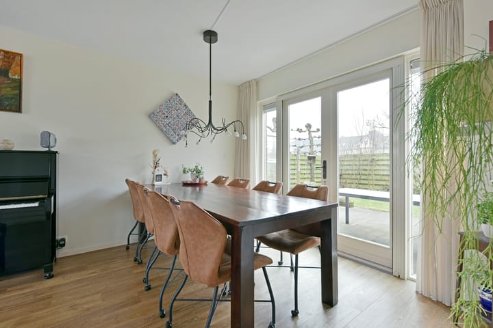 Foto 6 van van Schagenhof 36