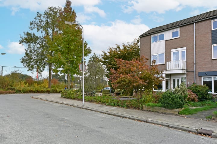 Foto 38 van van Schagenhof 36