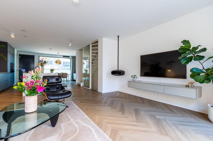 Foto 8 van Nida Senffstraat 8