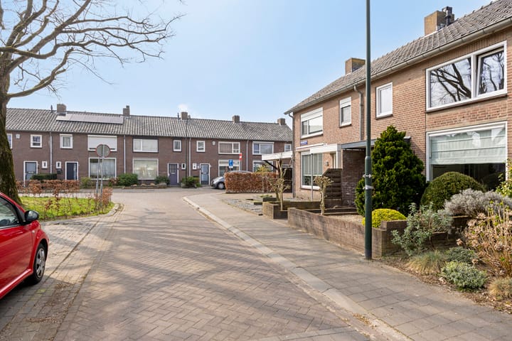 Foto 9 van Engelmondstraat 15