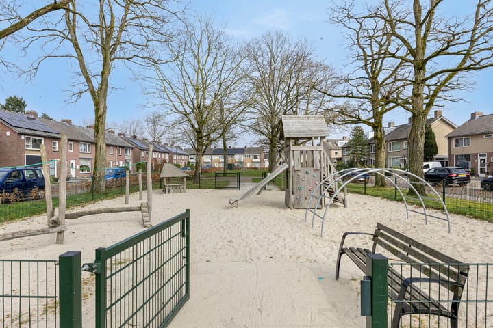 Foto 40 van Engelmondstraat 15