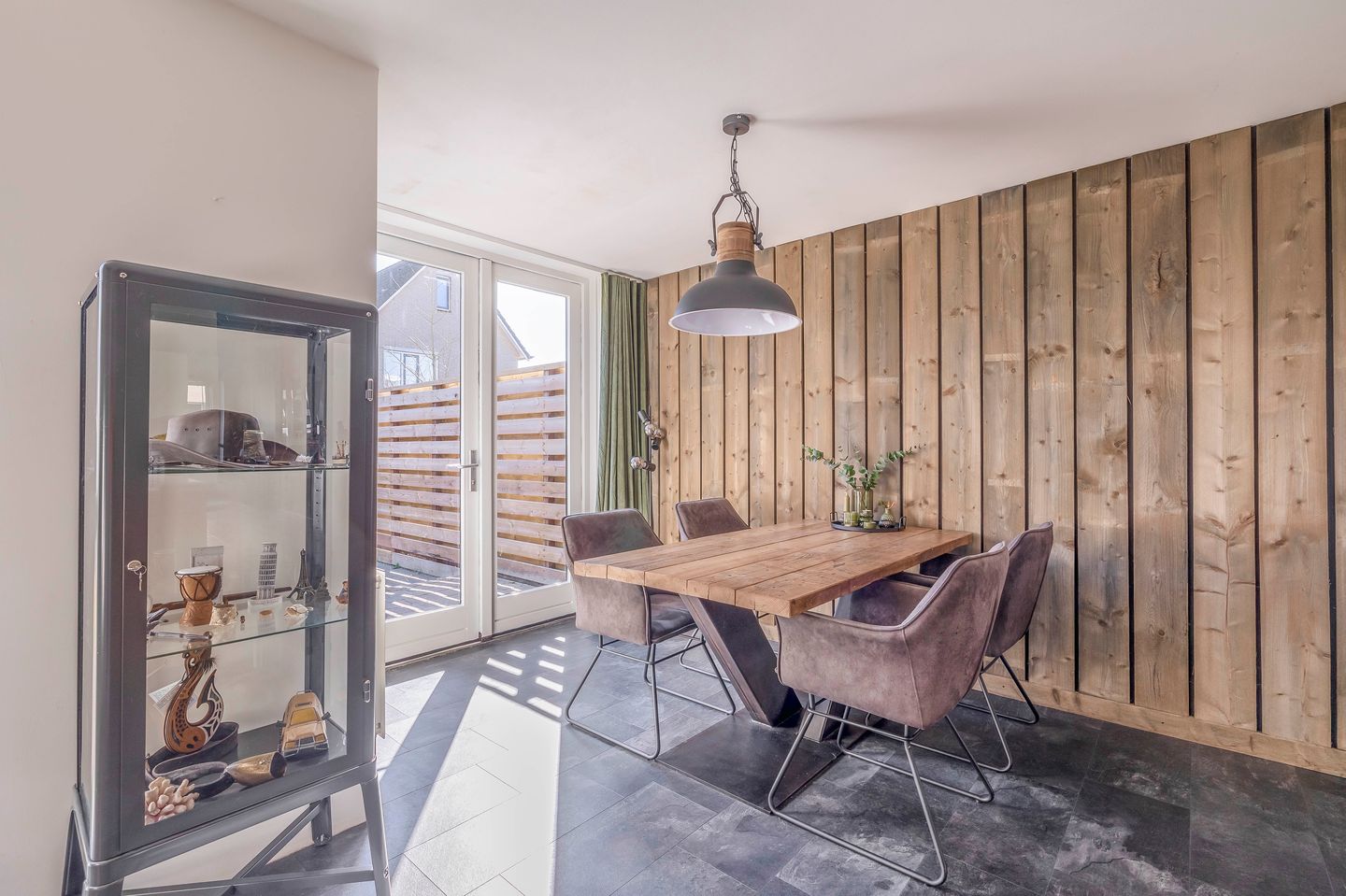 Foto 20 van Carbeel 24