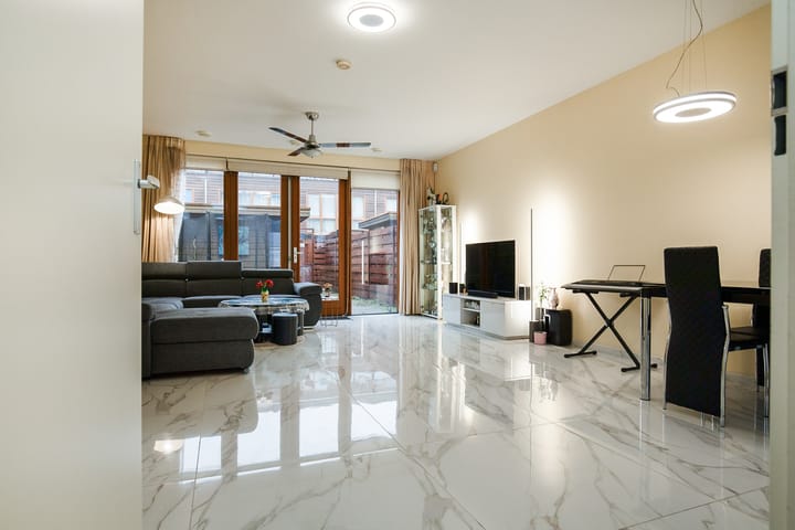 Foto 9 van Buitenhof 30