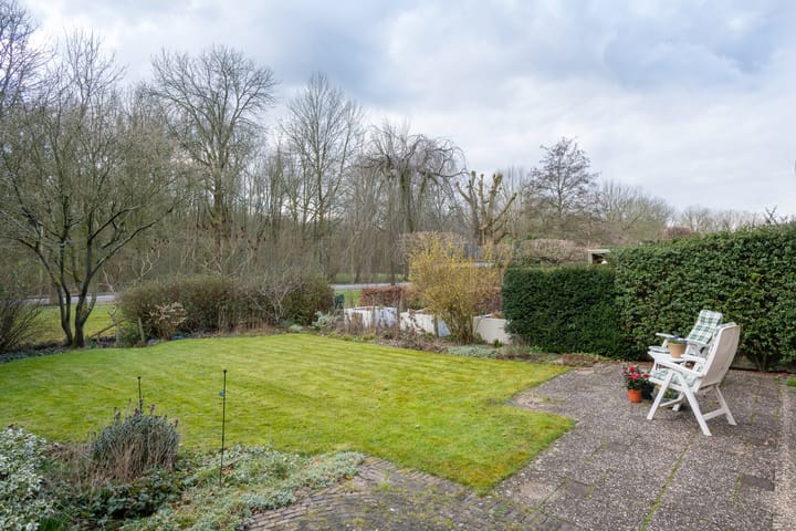 Foto 2 van Pelikaan 122