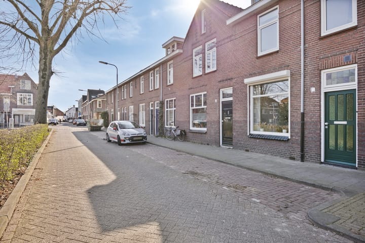 Foto 37 van Lindeplein 5