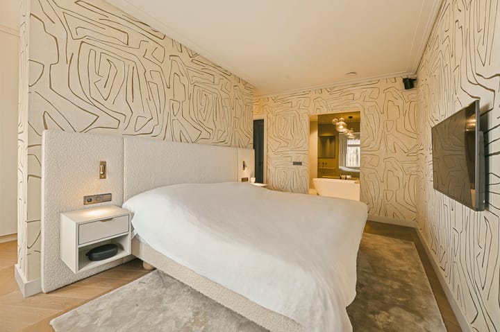 Foto 13 van Leonard Bernsteinstraat 88-A