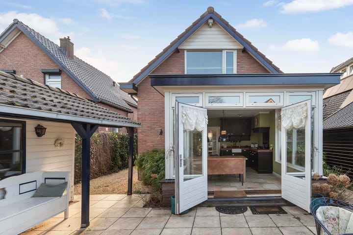 Foto 21 van Rostocklaan 62