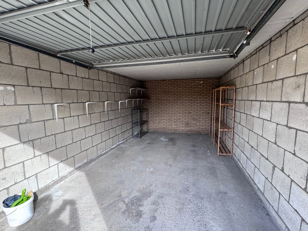 Foto 2 van Garagebox Smitsstraat 32 G023