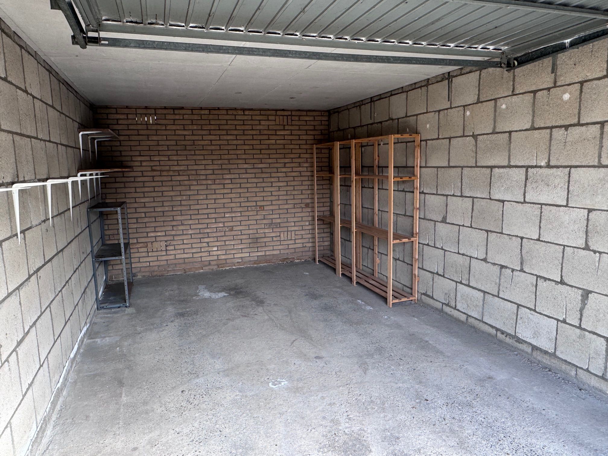 Foto 3 van Garagebox Smitsstraat 32 G023