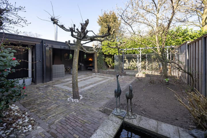 Foto 43 van Bornsestraat 122