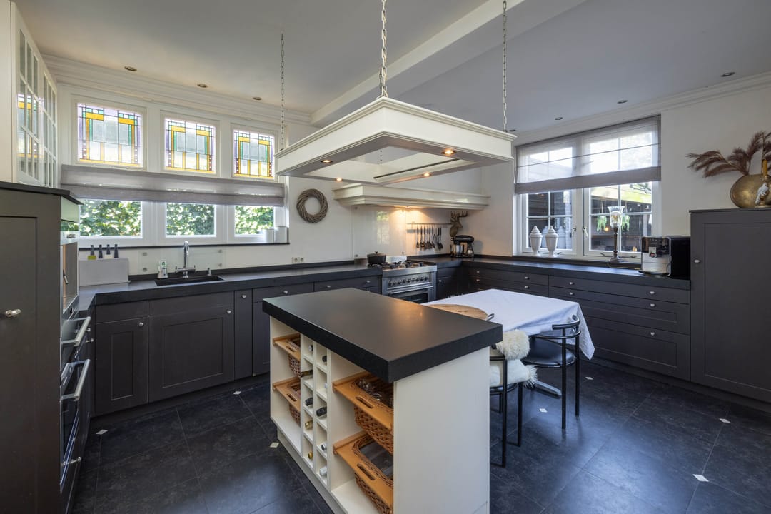 Foto 13 van Bornsestraat 122